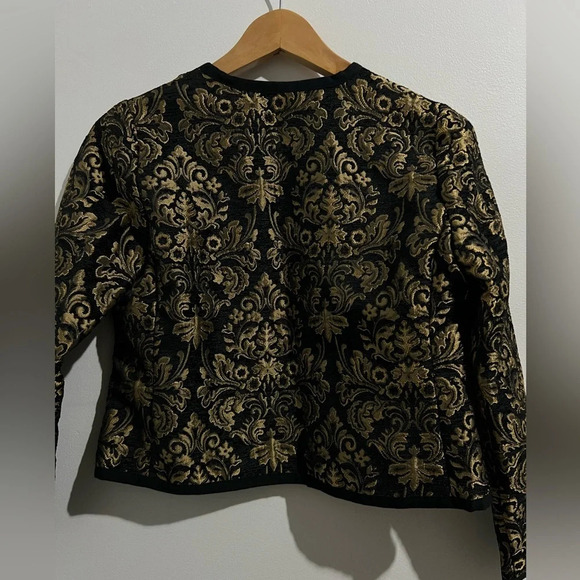 - Old navy Blazer Size XS for a special occasion - Picture 6 of 7